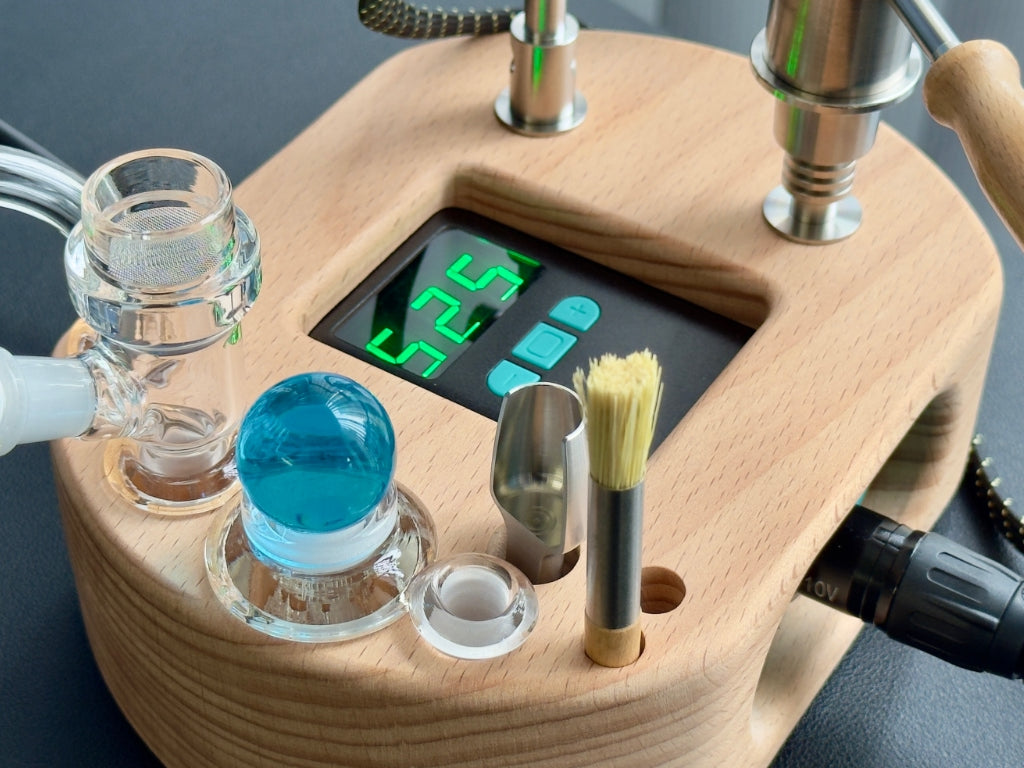 Vapvana Ace Wireless Ball Vape System | dock-and-go ball vape Sneaky Pete Store Vapvana Ace Wireless Ball Vape System | dock-and-go ball vape Sneaky Pete Store