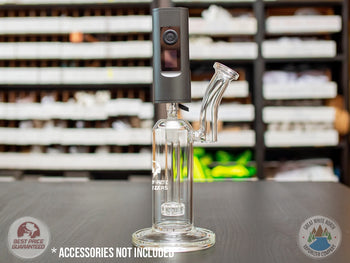 The Middleman™ Water Pipe